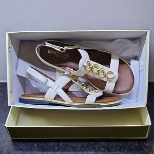 Naturalizer Cream and Gold Chain Sandals